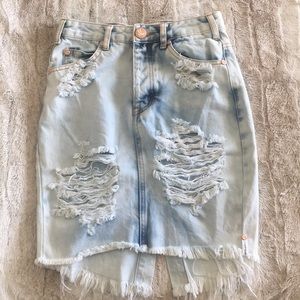 ONE Teaspoon denim skirt! Never Worn!